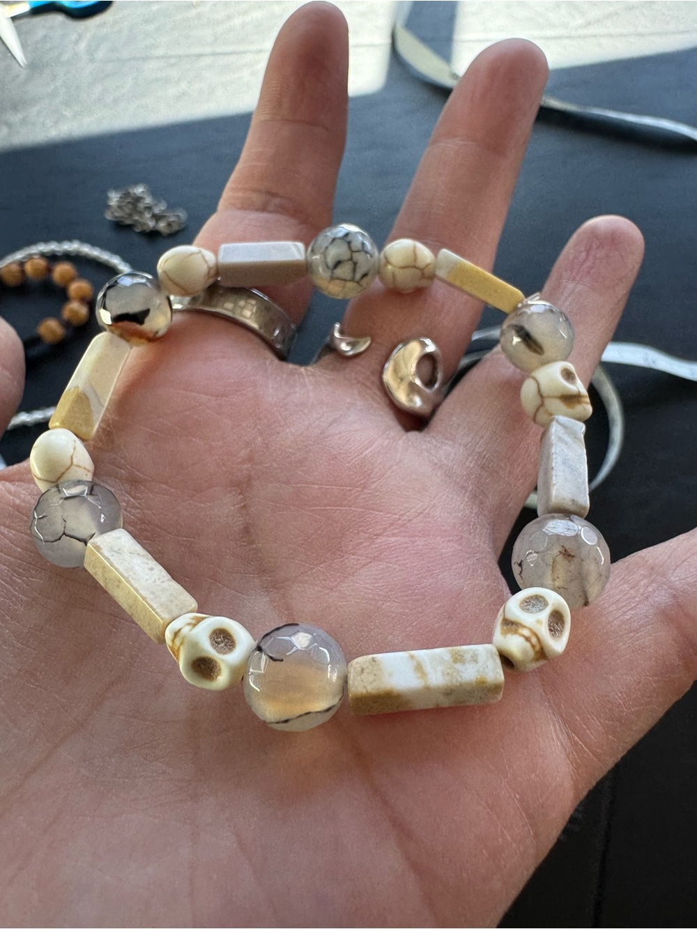 Beige and Cream Skull Bead Stretch Bracelet - Unbranded